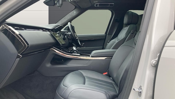 Used Land Rover Range Rover Sport 2025 for sale - 76219100: Photo 3
