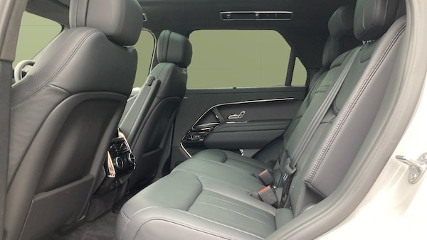 Used Land Rover Range Rover Sport 2025 for sale - 76219100: Photo 4