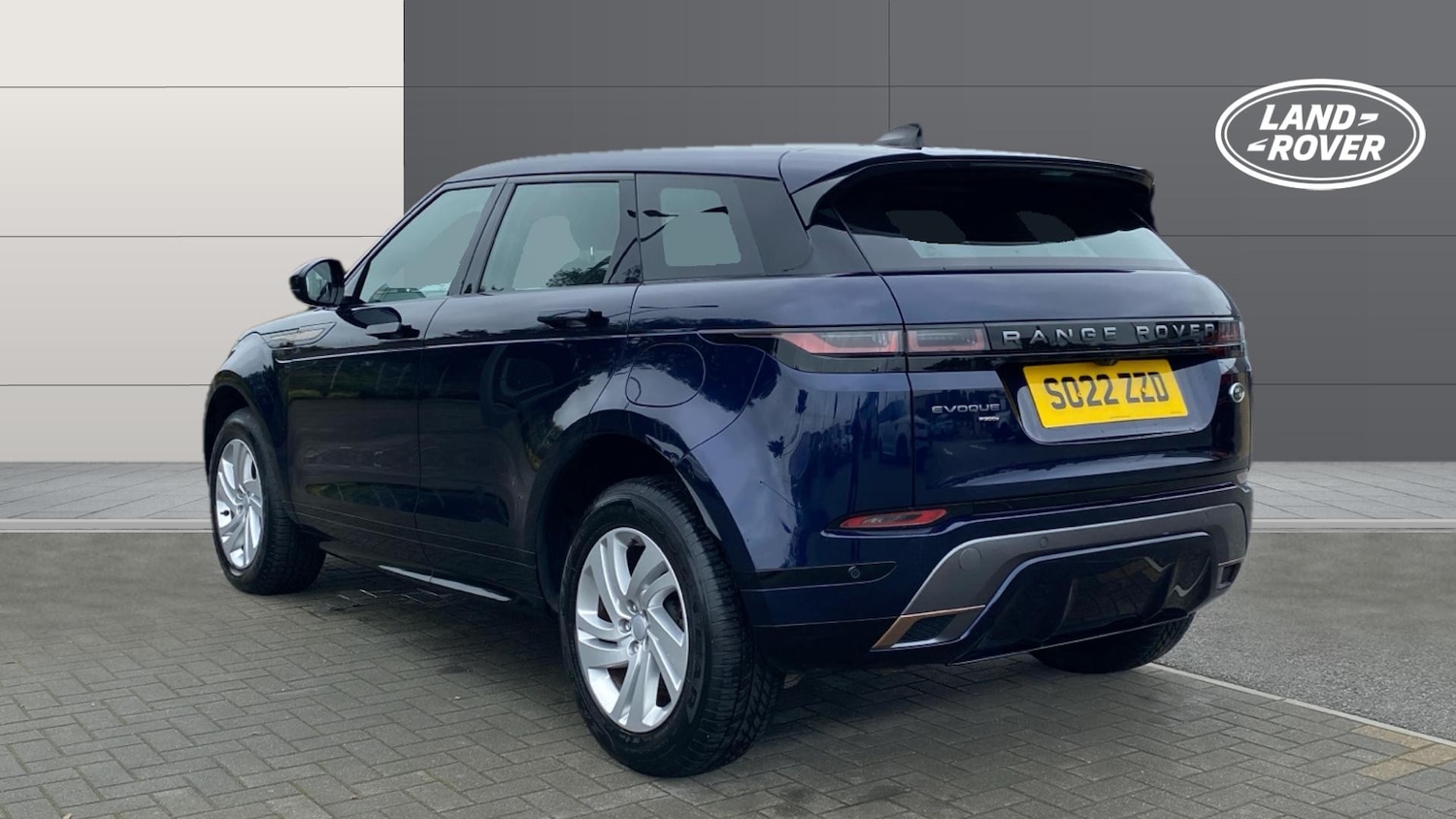 Used Land Rover Range Rover Evoque 2022 for sale - 76363262: Photo 2