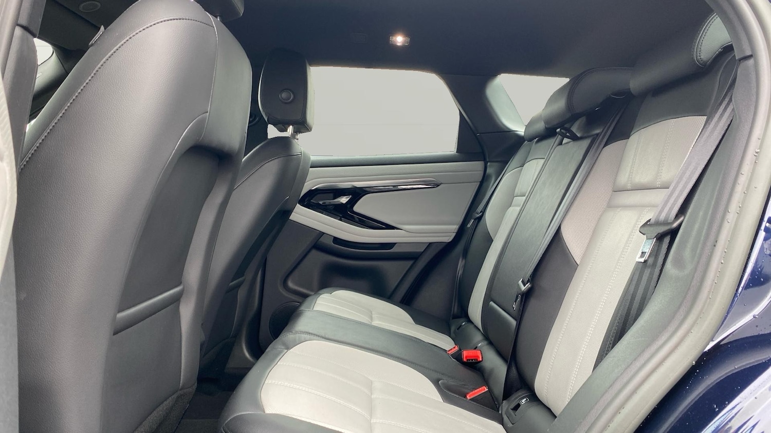 Used Land Rover Range Rover Evoque 2022 for sale - 76363262: Photo 4