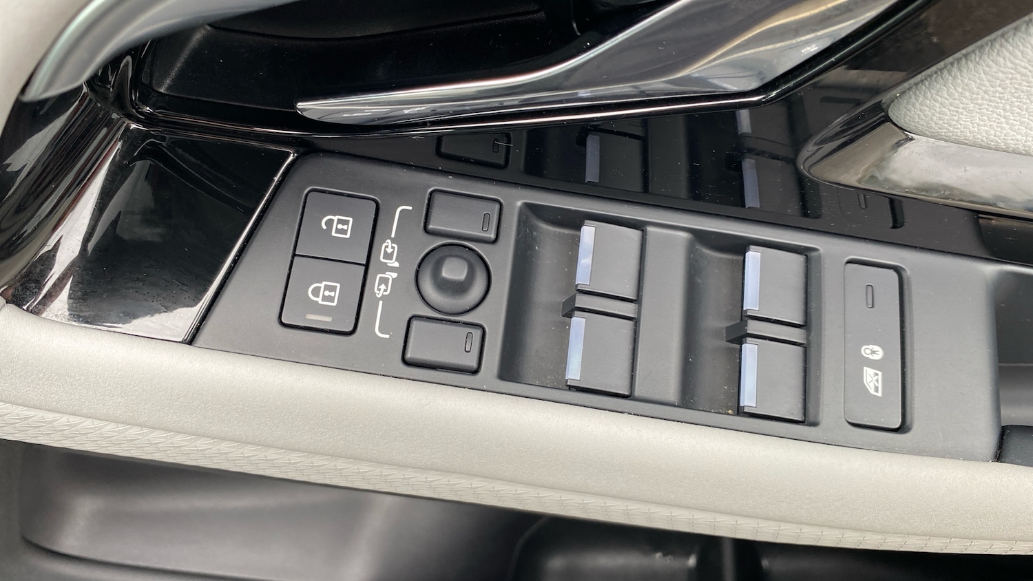 Used Land Rover Range Rover Evoque 2022 for sale - 76363262: Photo 42