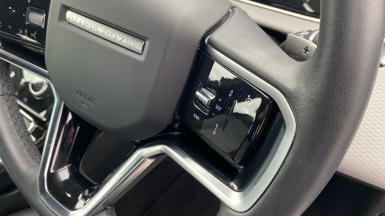 Used Land Rover Range Rover Evoque 2022 for sale - 76363262: Photo 46