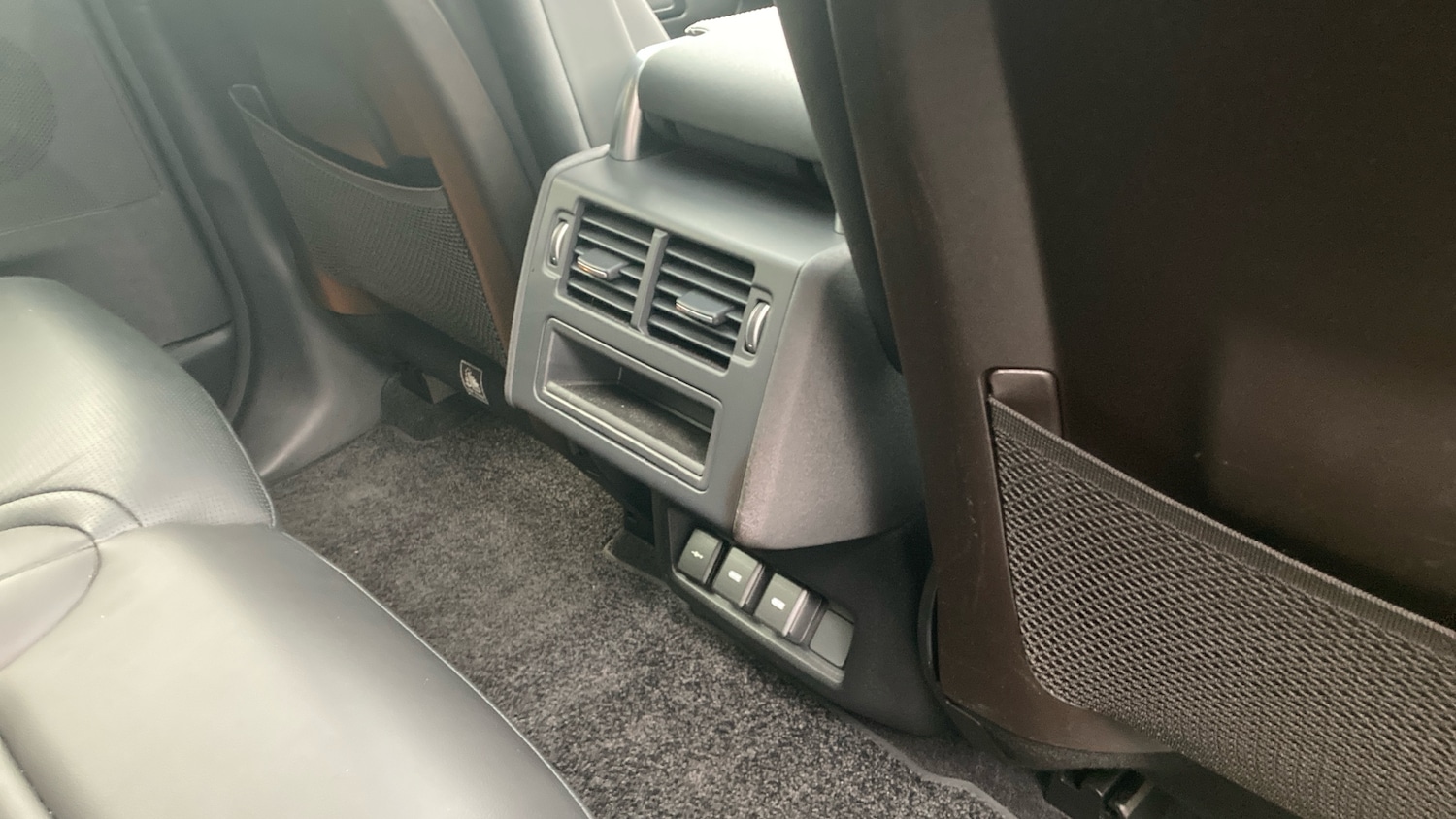 Used Land Rover Discovery 2023 for sale - 76879229: Photo 18