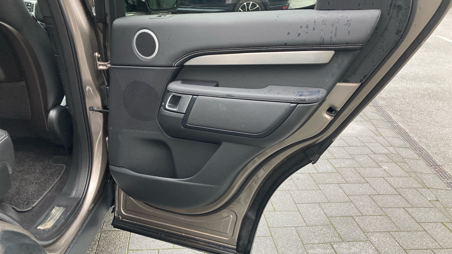 Used Land Rover Discovery 2023 for sale - 76879229: Photo 26