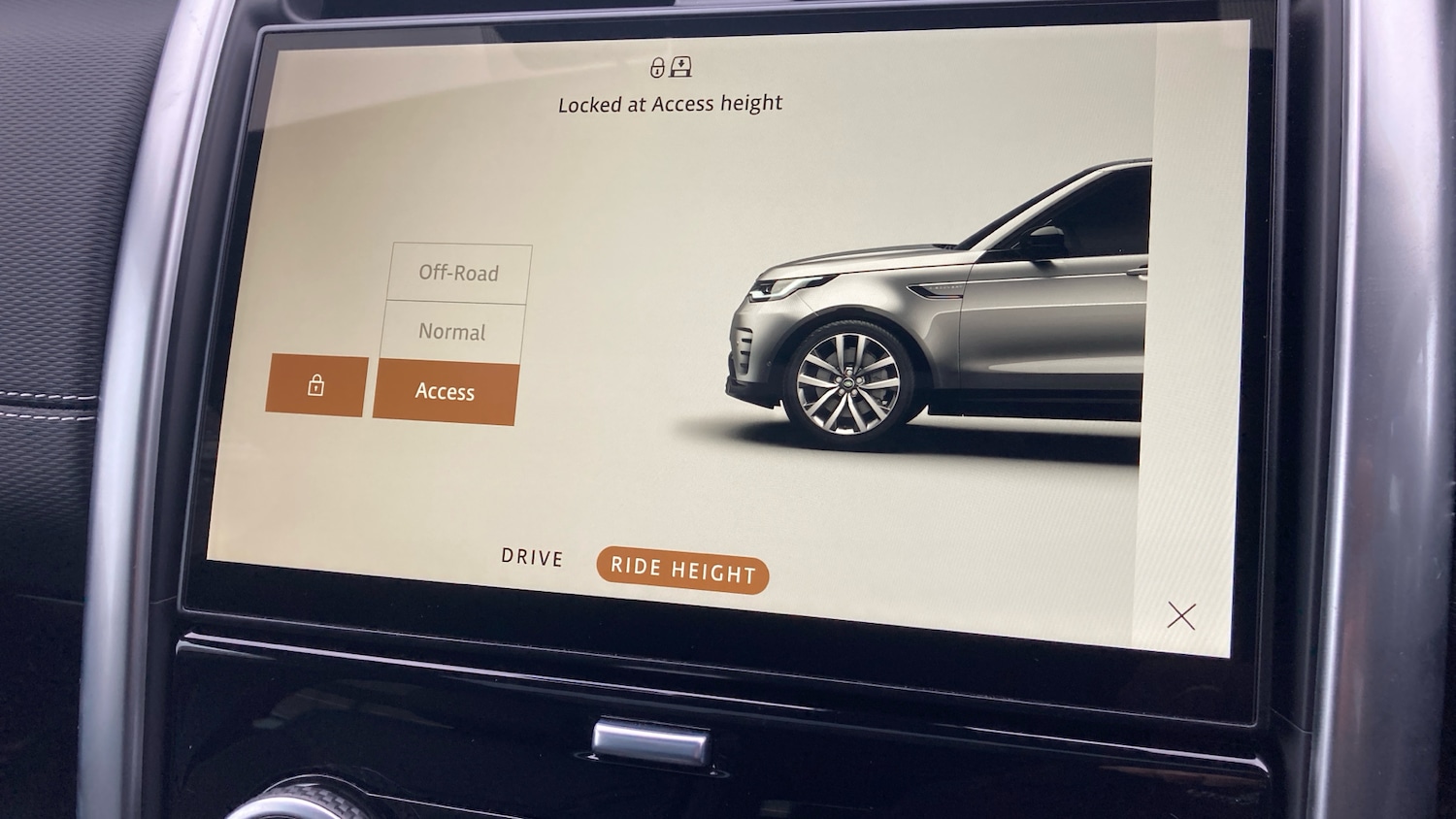 Used Land Rover Discovery 2023 for sale - 76879229: Photo 35