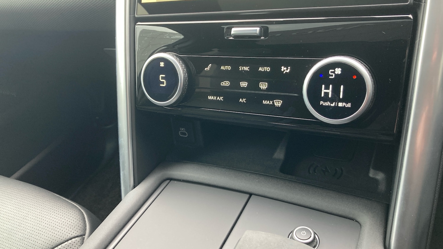 Used Land Rover Discovery 2023 for sale - 76879229: Photo 38