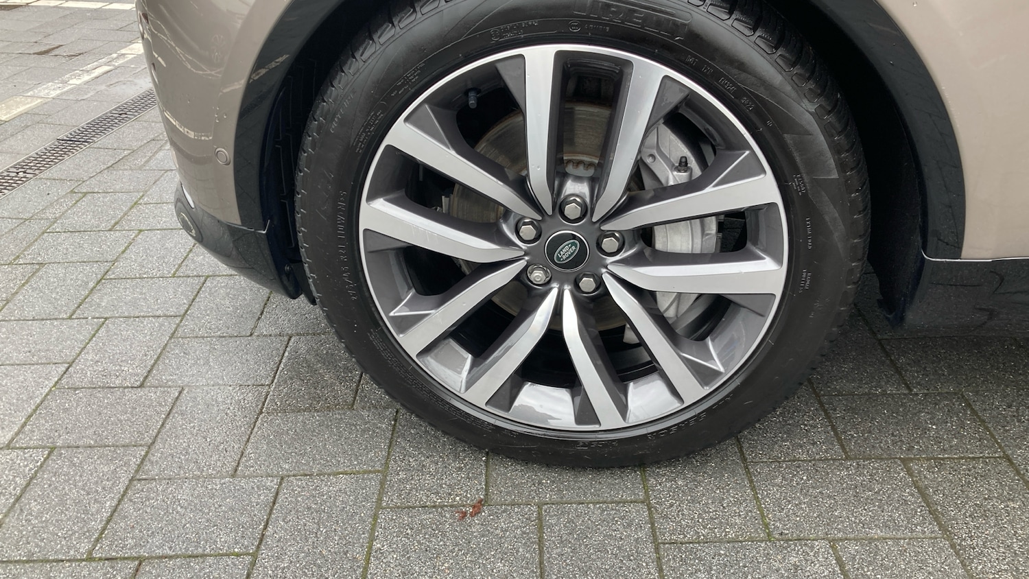 Used Land Rover Discovery 2023 for sale - 76879229: Photo 44