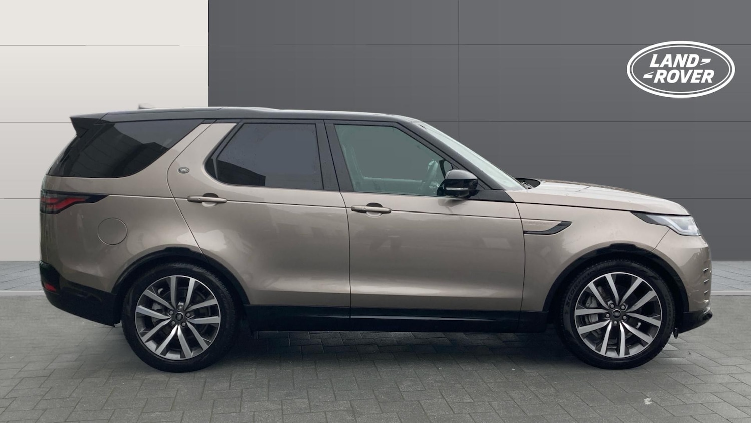 Used Land Rover Discovery 2023 for sale - 76879229: Photo 5