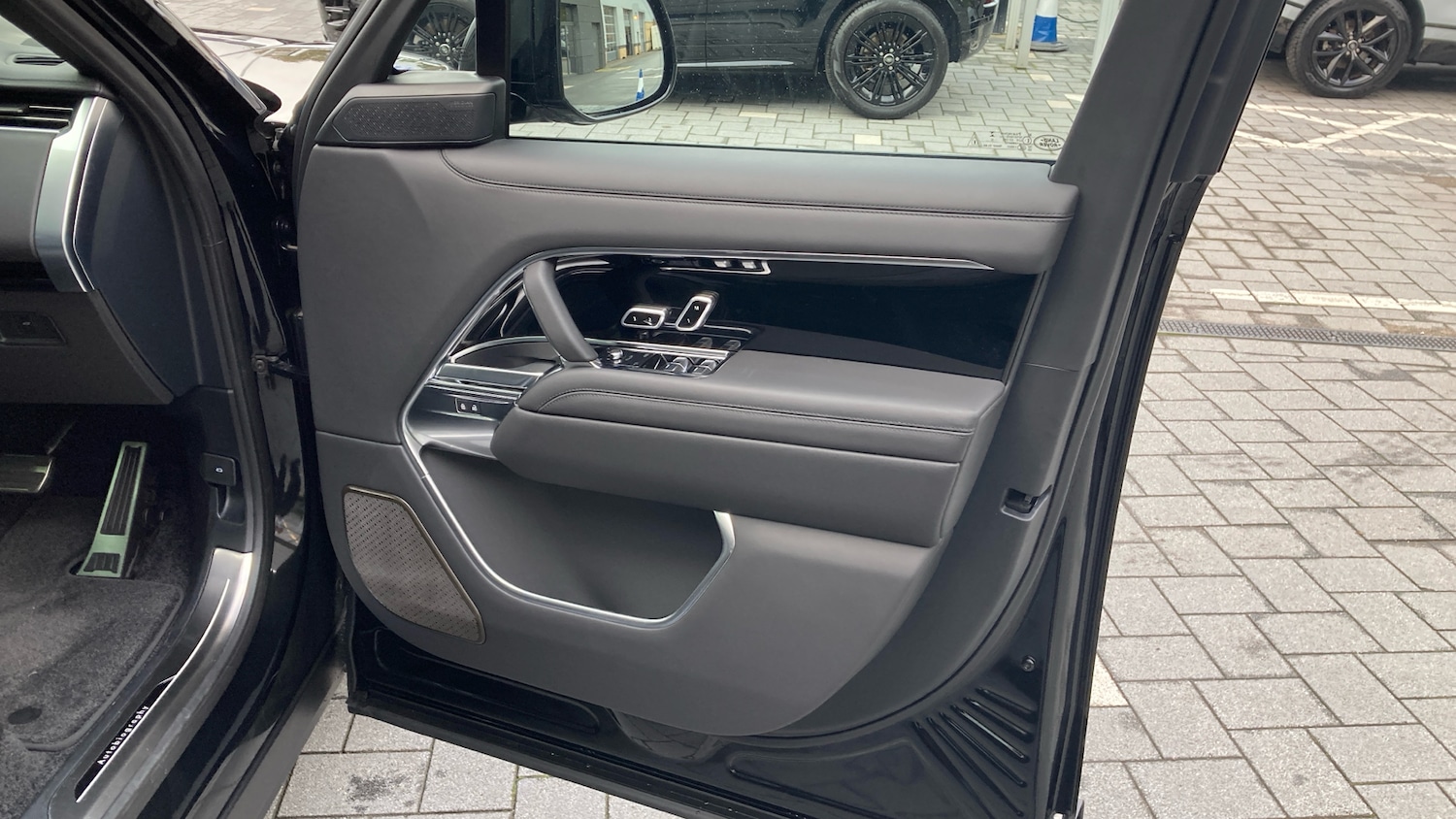 Used Land Rover Range Rover 2025 for sale - 77532603: Photo 24