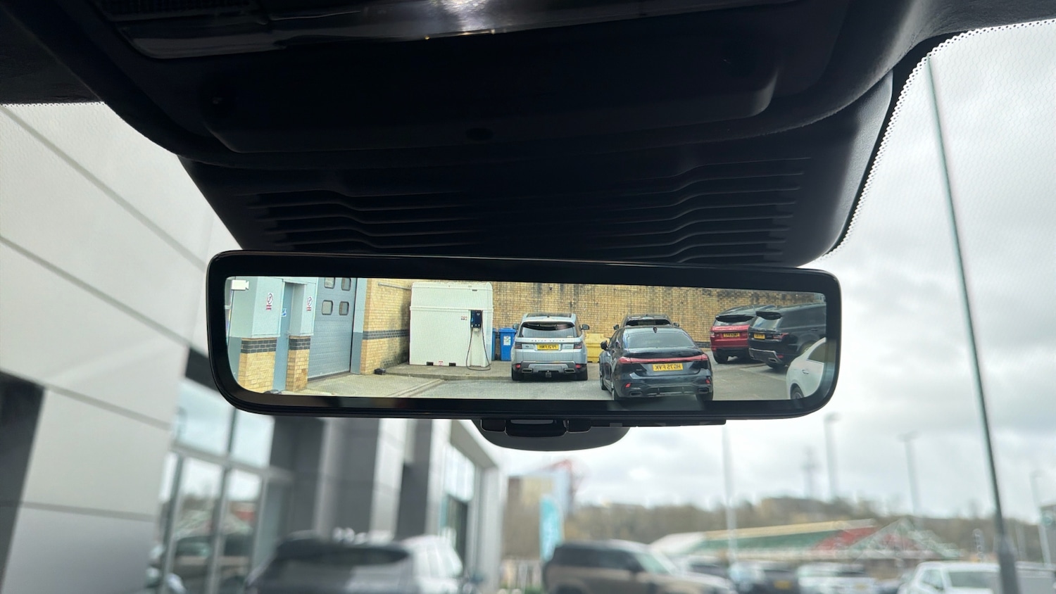 Used Land Rover Range Rover Evoque 2025 for sale - 78064329: Photo 25