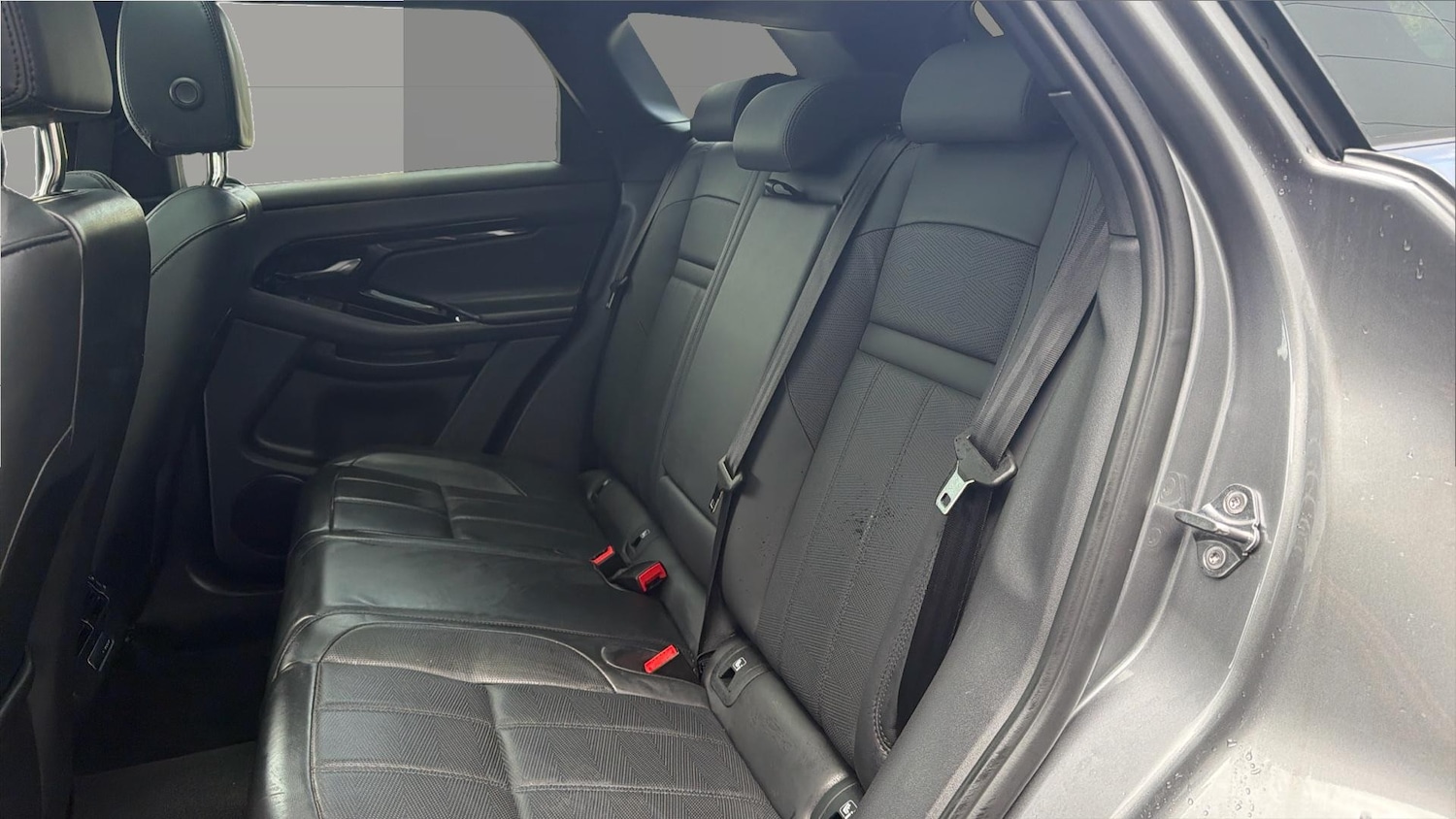 Used Land Rover Range Rover Evoque 2025 for sale - 78064329: Photo 4