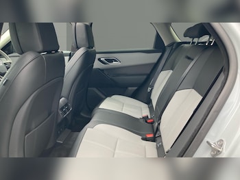 Used Land Rover Range Rover Velar 2024 for sale - 77668397: Photo