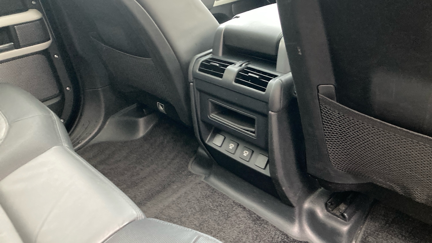 Used Land Rover Defender 2024 for sale - 76580622: Photo 18