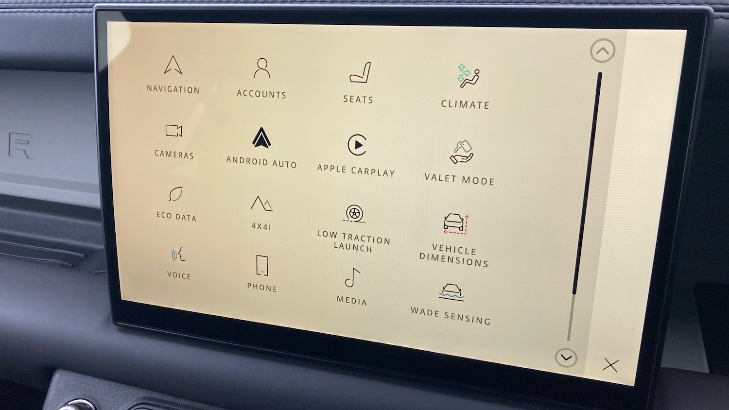 Used Land Rover Defender 2024 for sale - 76580622: Photo 28