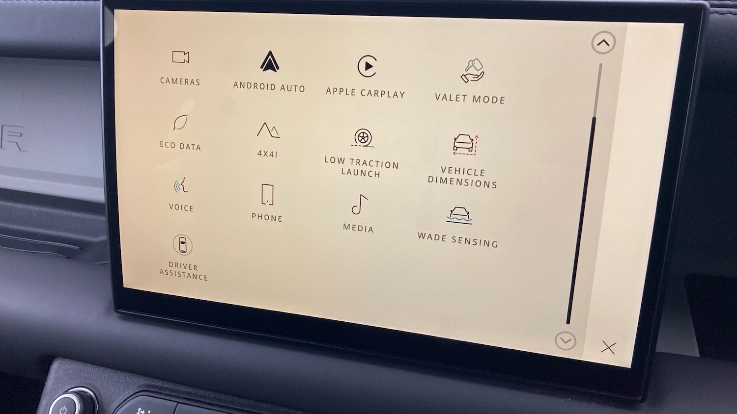 Used Land Rover Defender 2024 for sale - 76580622: Photo 29