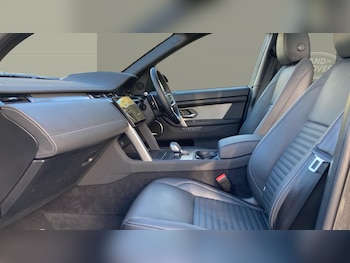 Used Land Rover Discovery Sport 2025 for sale - 76638559: Photo