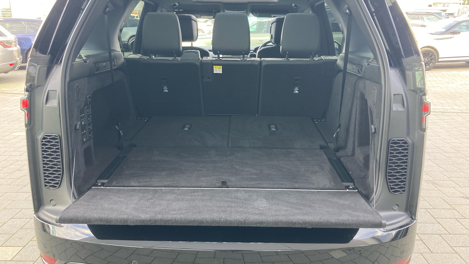 Used Land Rover Discovery 2025 for sale - 77676185: Photo 10