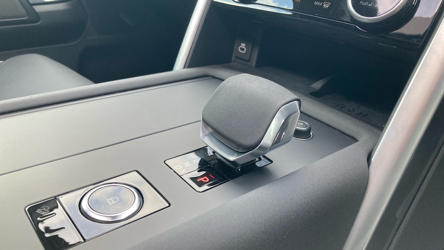 Used Land Rover Discovery 2025 for sale - 77676185: Photo 13