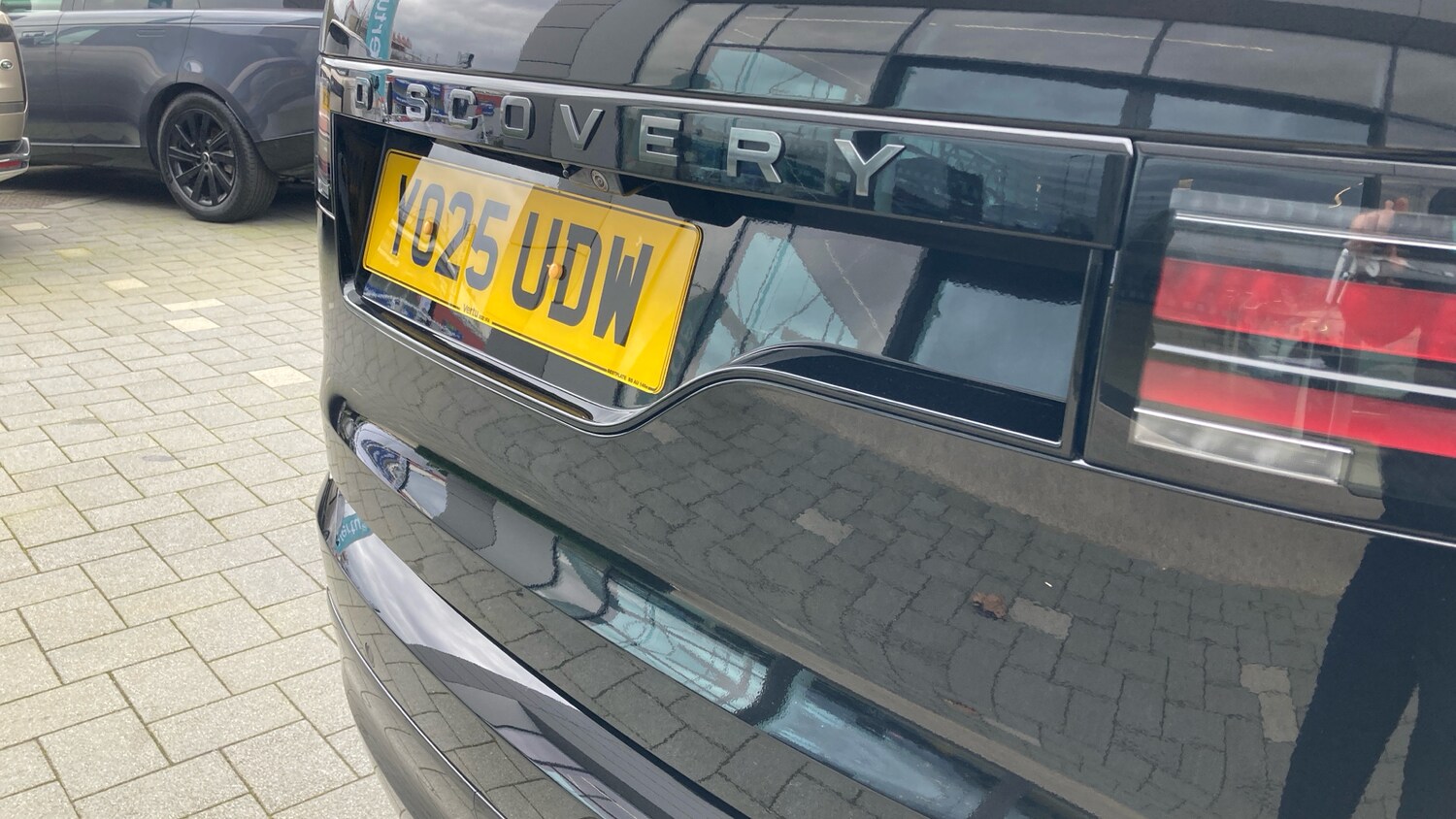 Used Land Rover Discovery 2025 for sale - 77676185: Photo 23