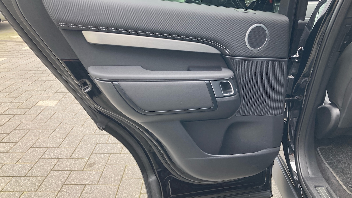 Used Land Rover Discovery 2025 for sale - 77676185: Photo 25