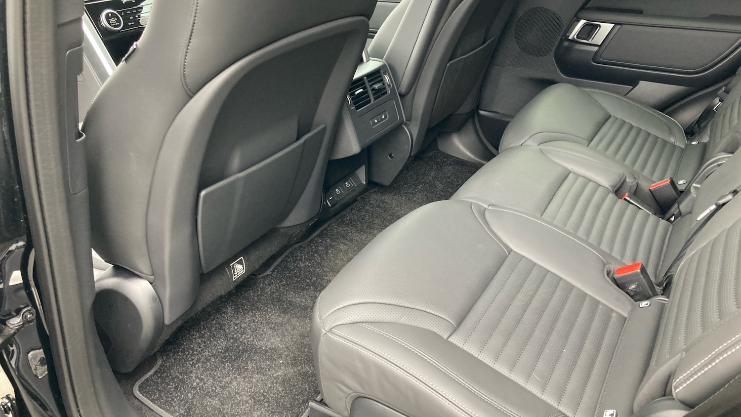 Used Land Rover Discovery 2025 for sale - 77676185: Photo 26