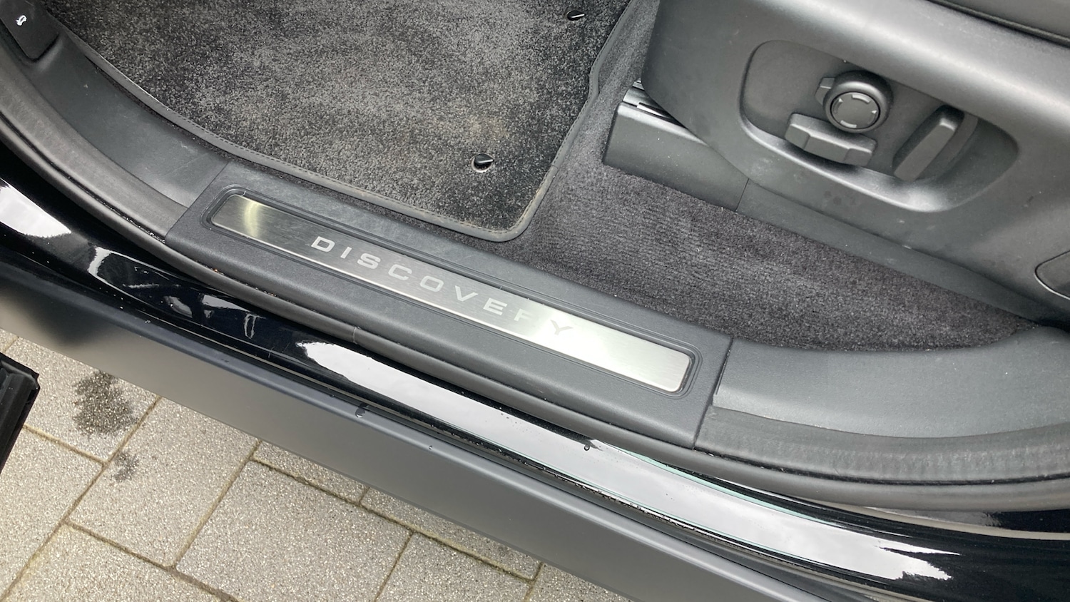 Used Land Rover Discovery 2025 for sale - 77676185: Photo 28