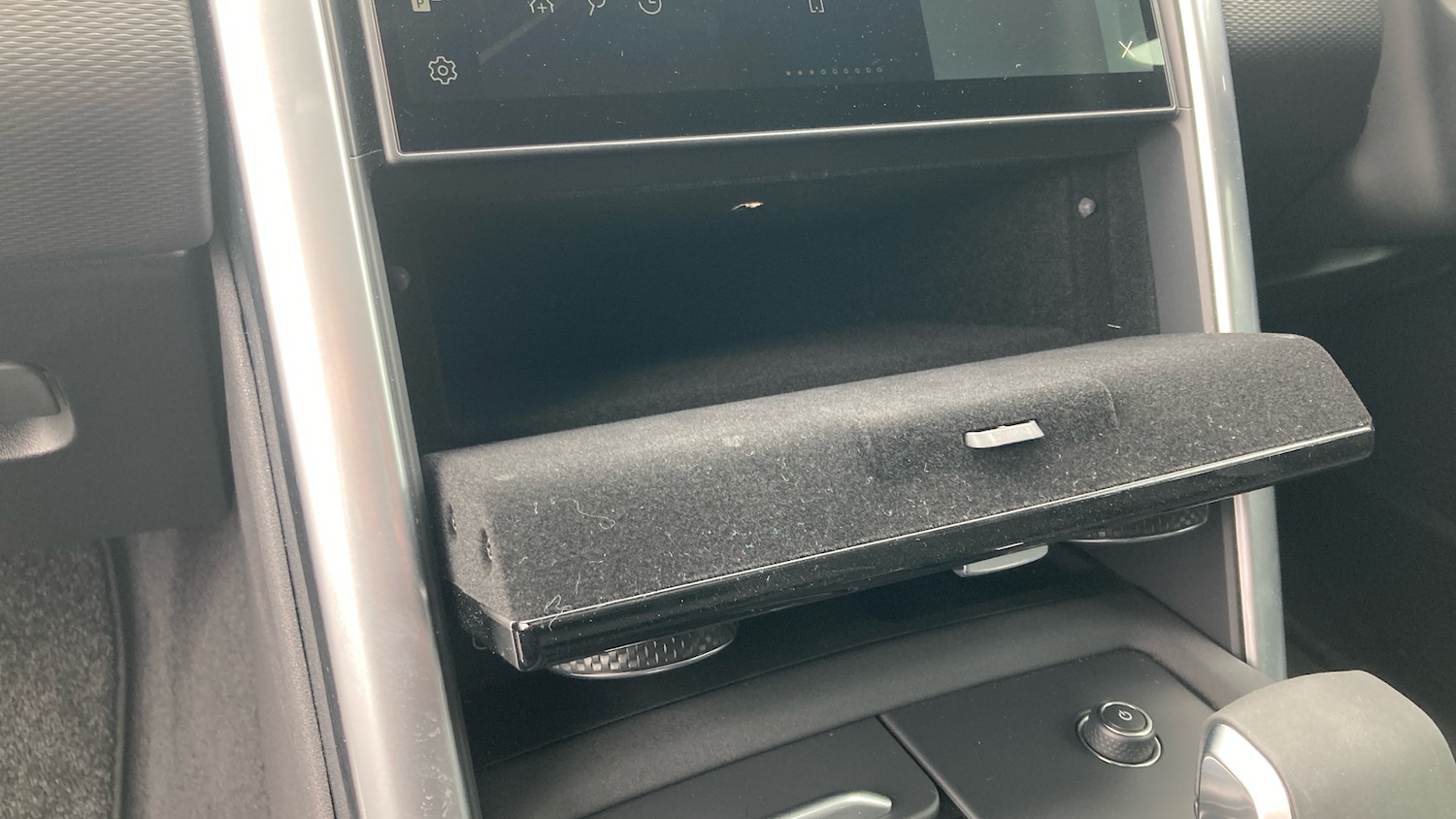 Used Land Rover Discovery 2025 for sale - 77676185: Photo 31