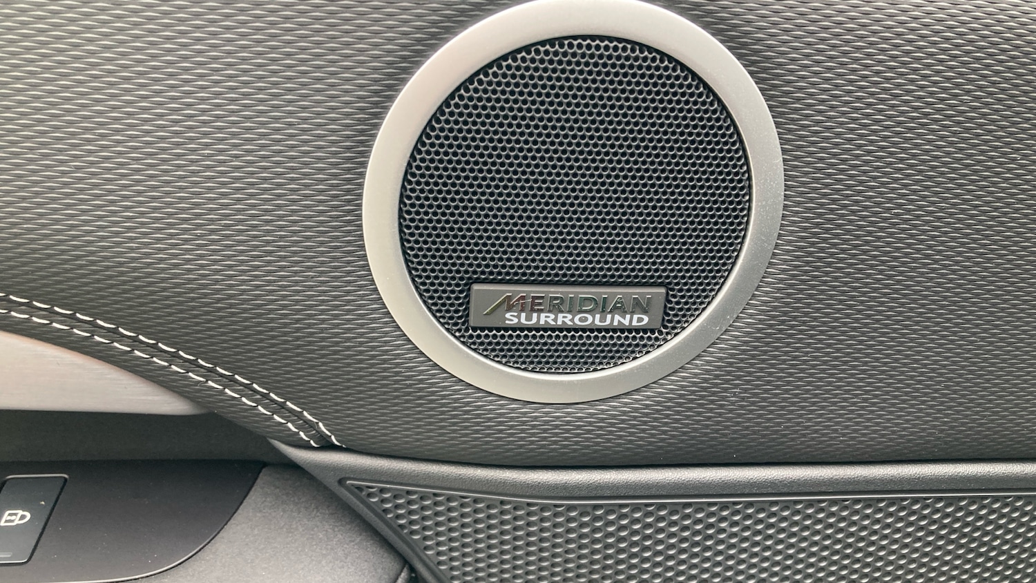 Used Land Rover Discovery 2025 for sale - 77676185: Photo 34