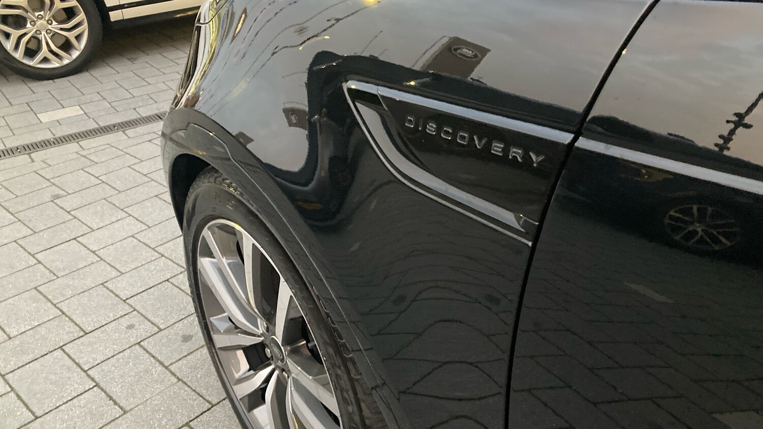 Used Land Rover Discovery 2025 for sale - 76477186: Photo 20