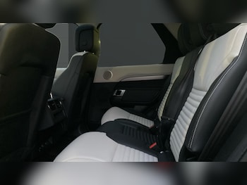 Used Land Rover Discovery 2025 for sale - 76477186: Photo