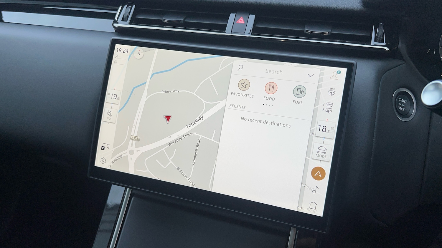 Used Land Rover Range Rover Velar 2024 for sale - 76393438: Photo 11