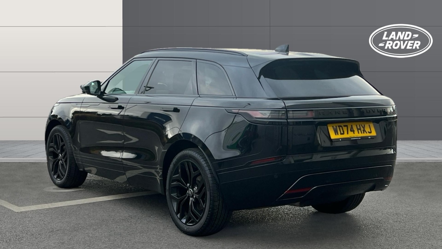 Used Land Rover Range Rover Velar 2024 for sale - 76393438: Photo 2