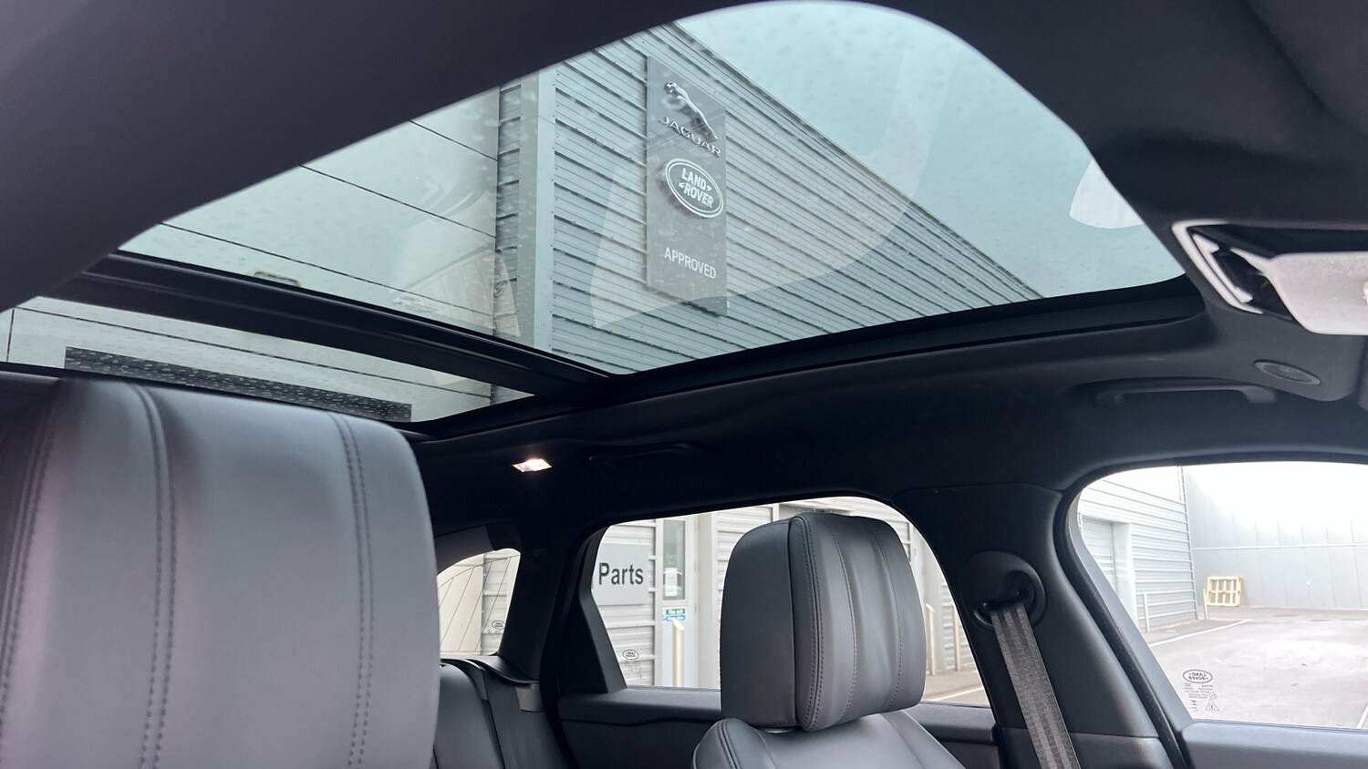 Used Land Rover Range Rover Velar 2024 for sale - 76393438: Photo 20