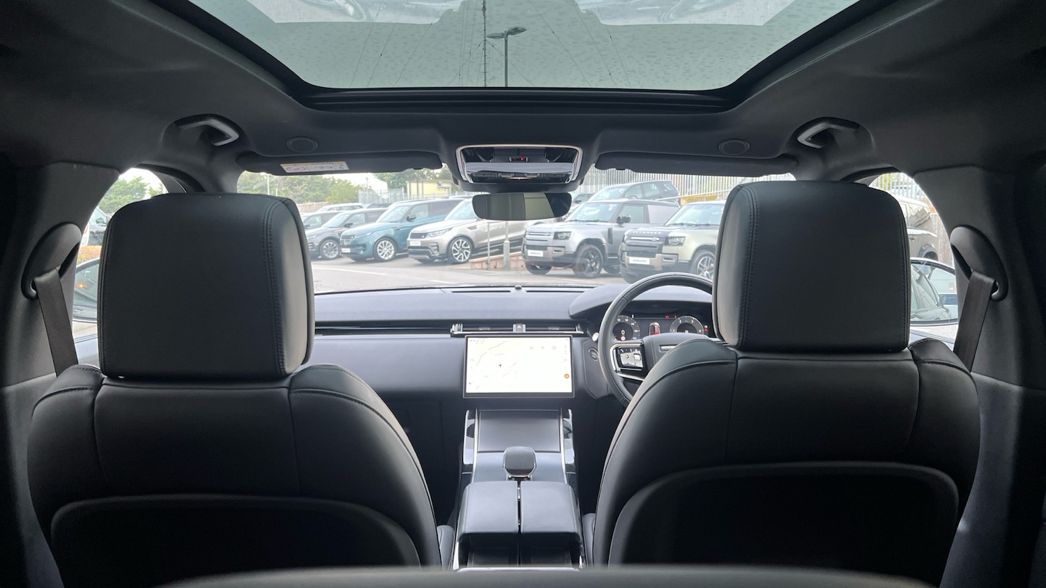 Used Land Rover Range Rover Velar 2024 for sale - 76393438: Photo 26