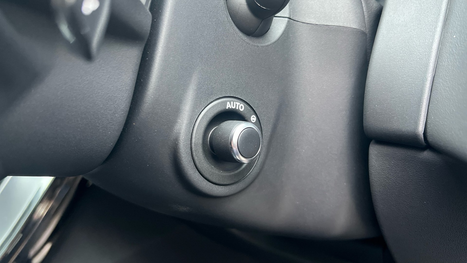 Used Land Rover Range Rover Velar 2024 for sale - 76393438: Photo 31