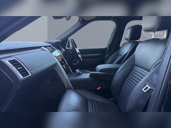 Used Land Rover Discovery 2023 for sale - 79614367: Photo