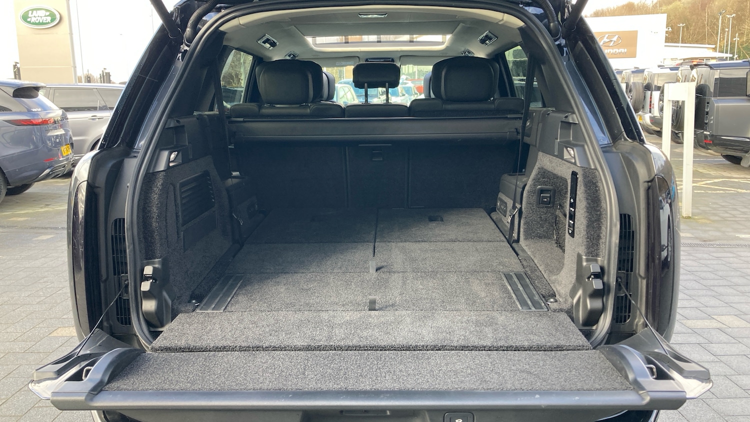 Used Land Rover Range Rover 2025 for sale - 78031419: Photo 10