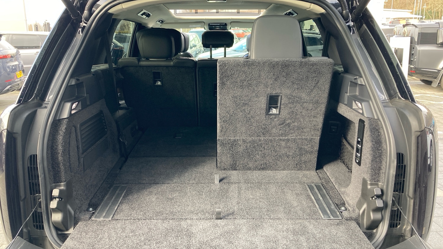 Used Land Rover Range Rover 2025 for sale - 78031419: Photo 22