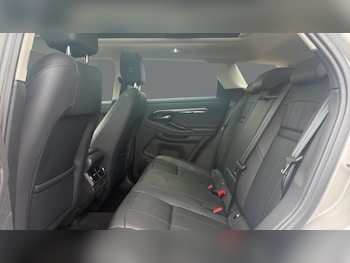 Used Land Rover Range Rover Evoque 2021 for sale - 79299051: Photo