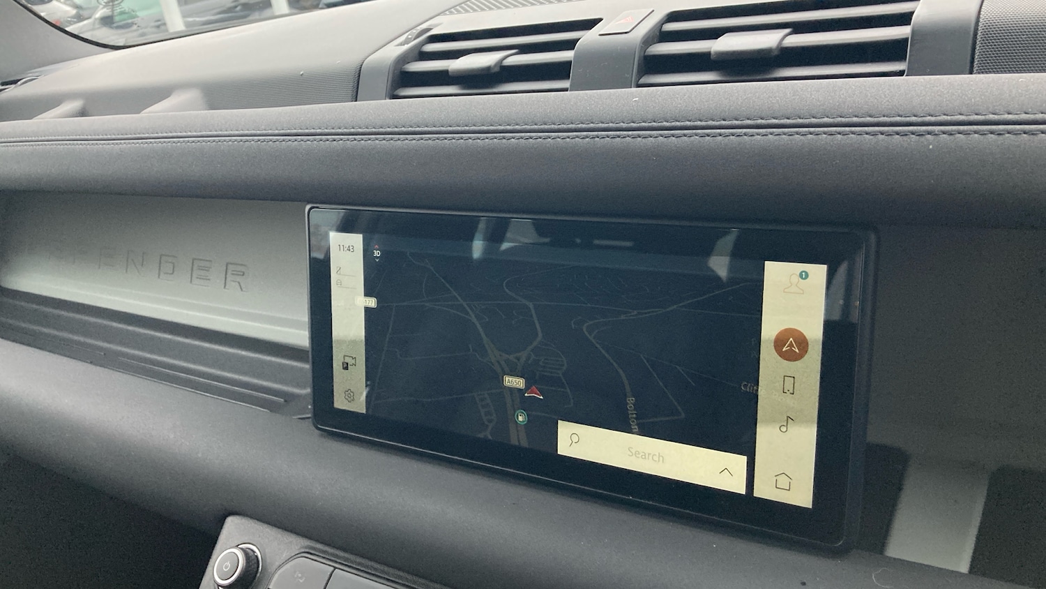 Used Land Rover Defender 2022 for sale - 77026030: Photo 11