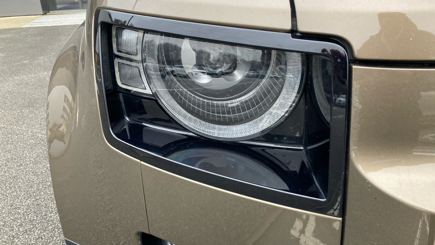 Used Land Rover Defender 2022 for sale - 77026030: Photo 17