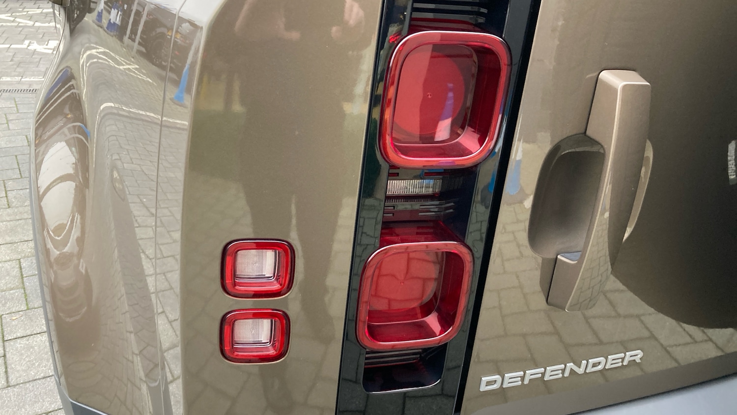 Used Land Rover Defender 2022 for sale - 77026030: Photo 19