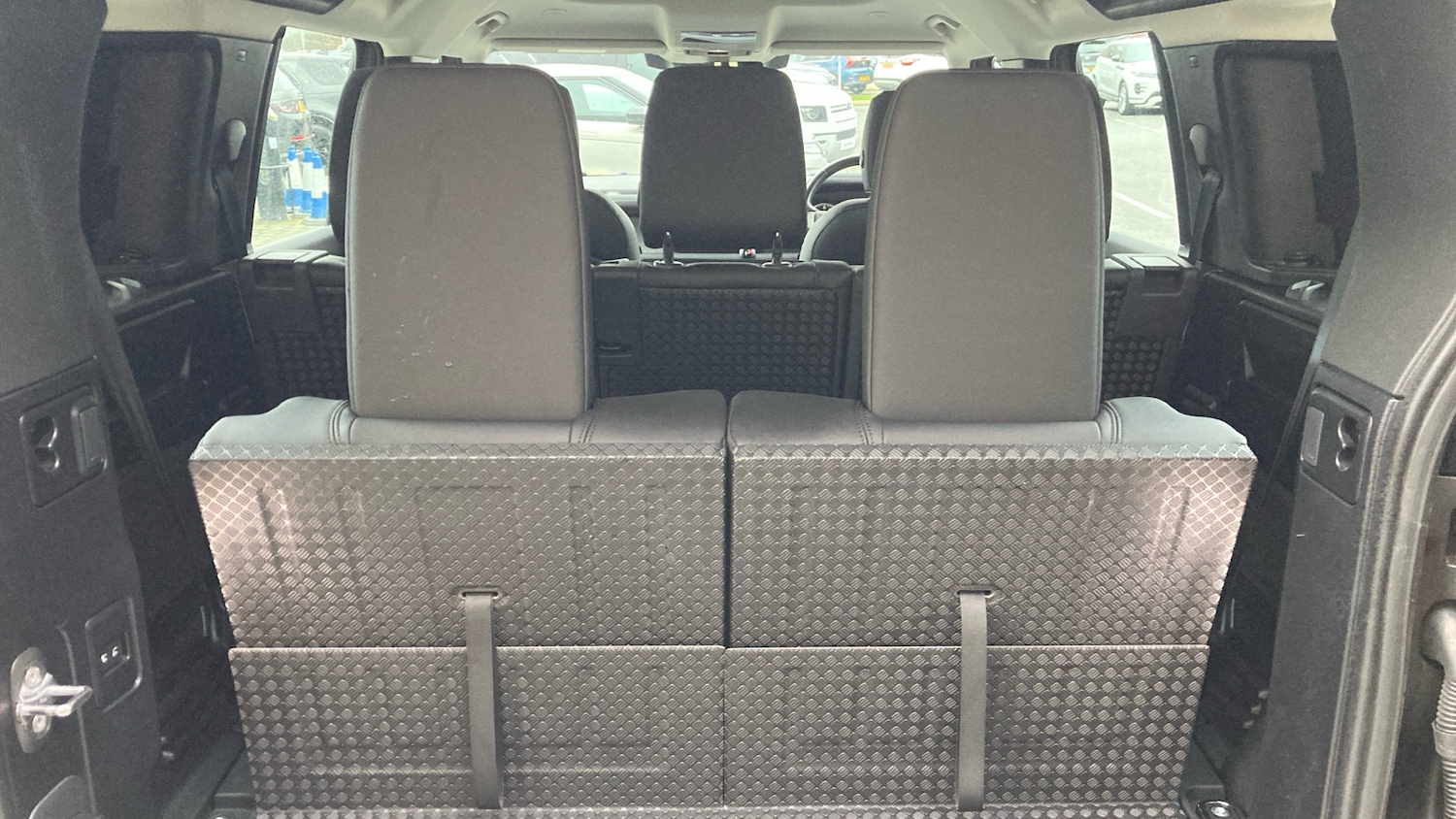 Used Land Rover Defender 2022 for sale - 77026030: Photo 23