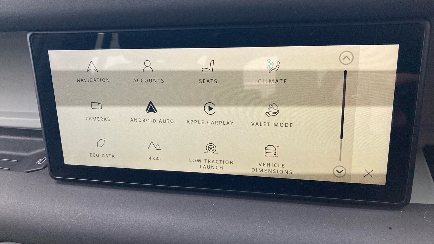 Used Land Rover Defender 2022 for sale - 77026030: Photo 29