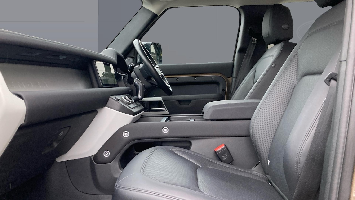 Used Land Rover Defender 2022 for sale - 77026030: Photo 3