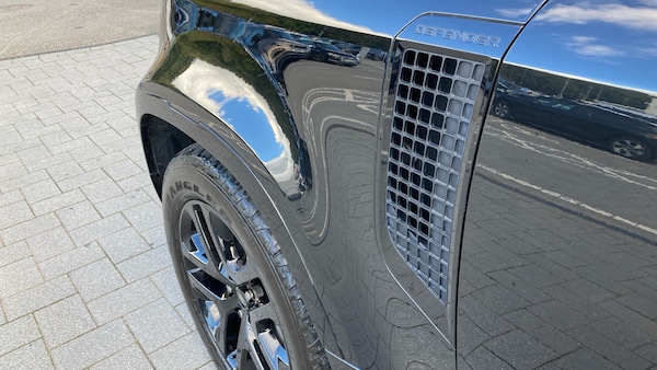 Used Land Rover Defender 2022 for sale - 76063680: Photo 20