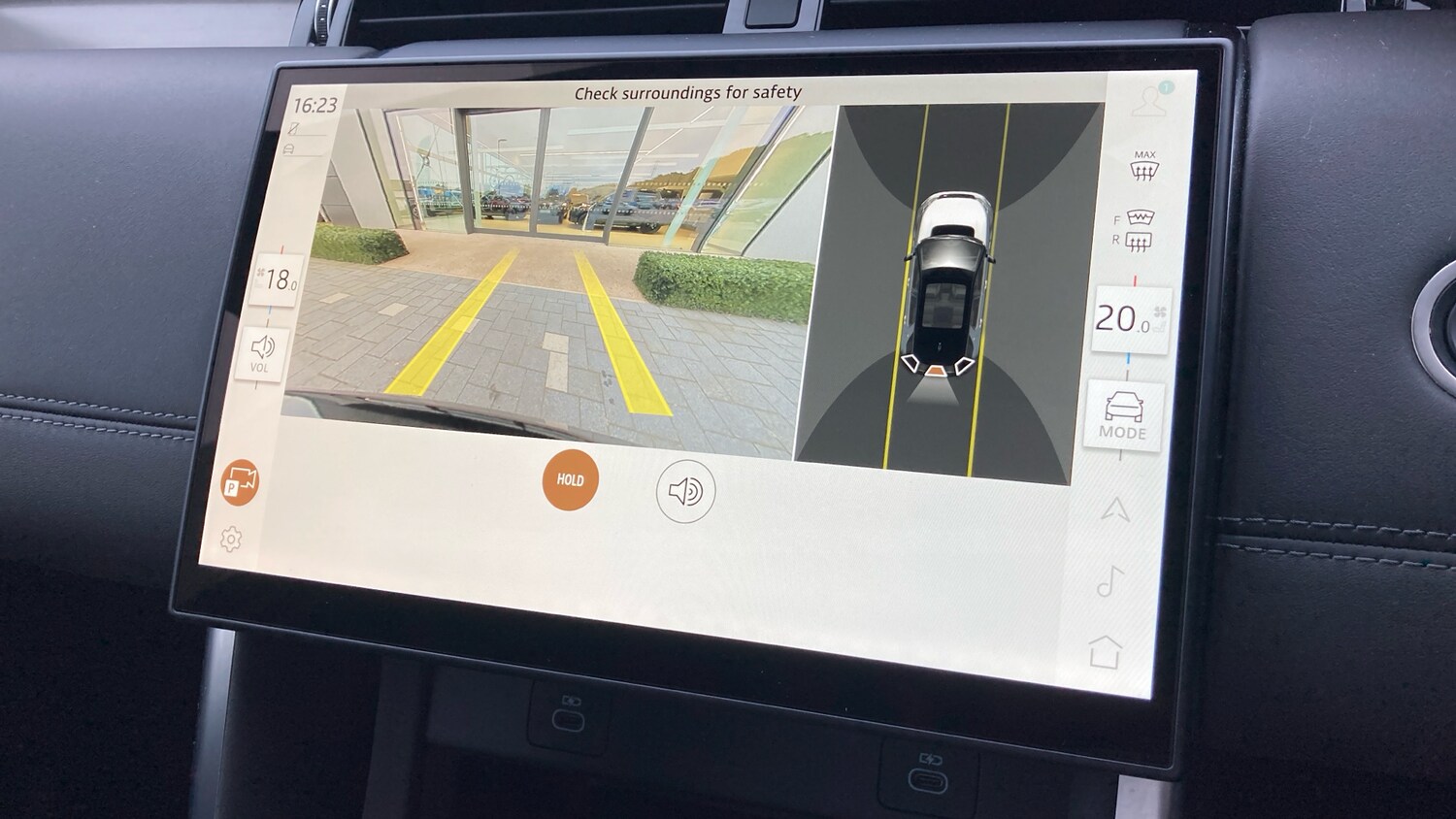 Used Land Rover Discovery Sport 2024 for sale - 76287890: Photo 12