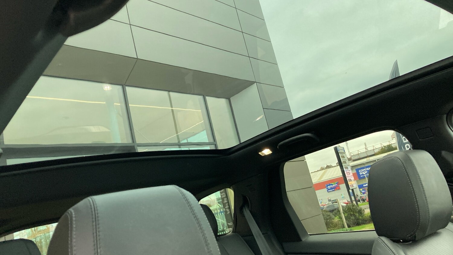 Used Land Rover Discovery Sport 2024 for sale - 76287890: Photo 21