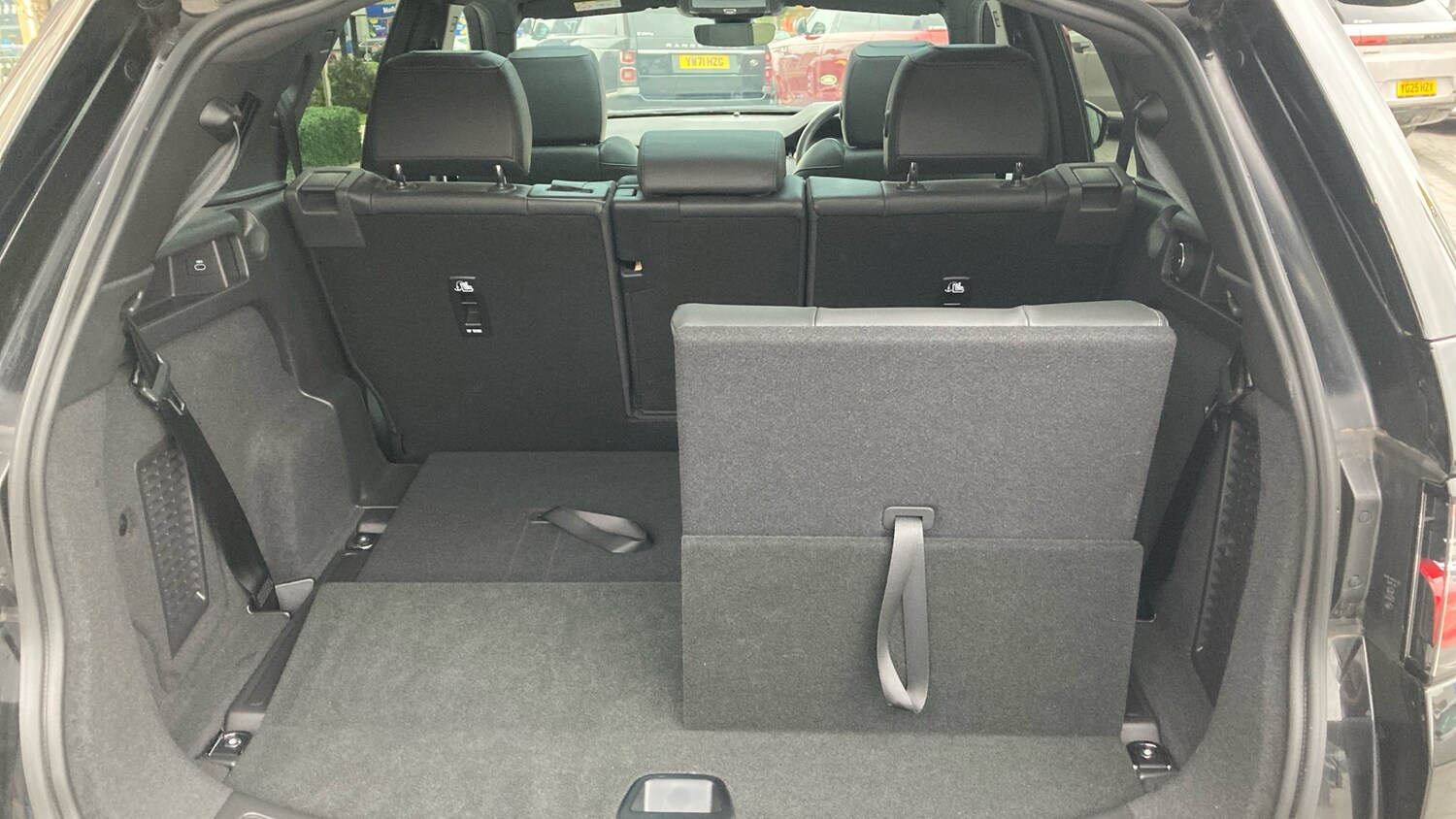 Used Land Rover Discovery Sport 2024 for sale - 76287890: Photo 22