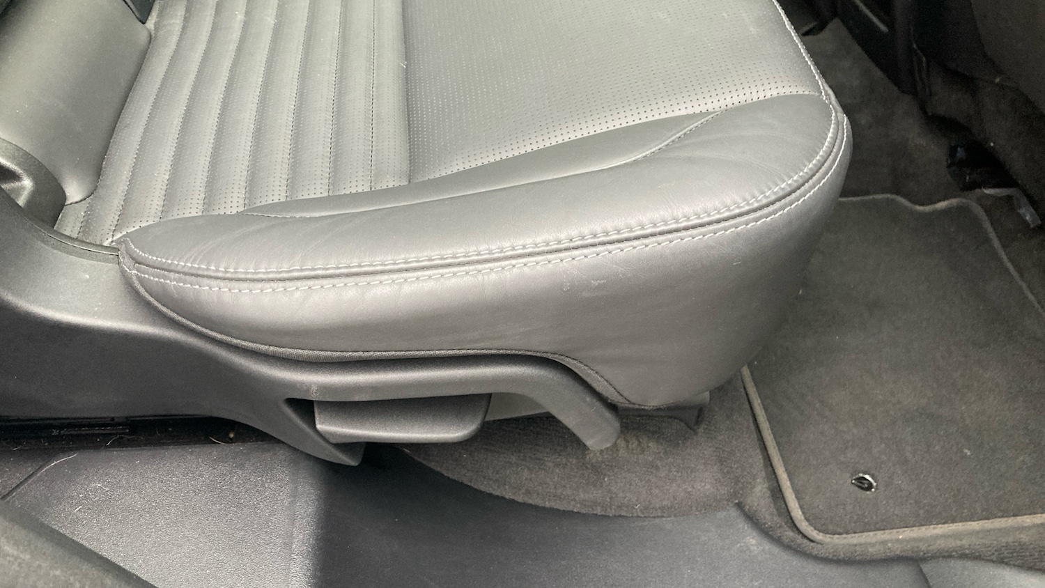 Used Land Rover Discovery Sport 2024 for sale - 76287890: Photo 26